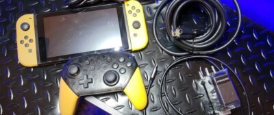 Pokemon Let's Go Nintendo Switch Console Bundle - Please Read Description