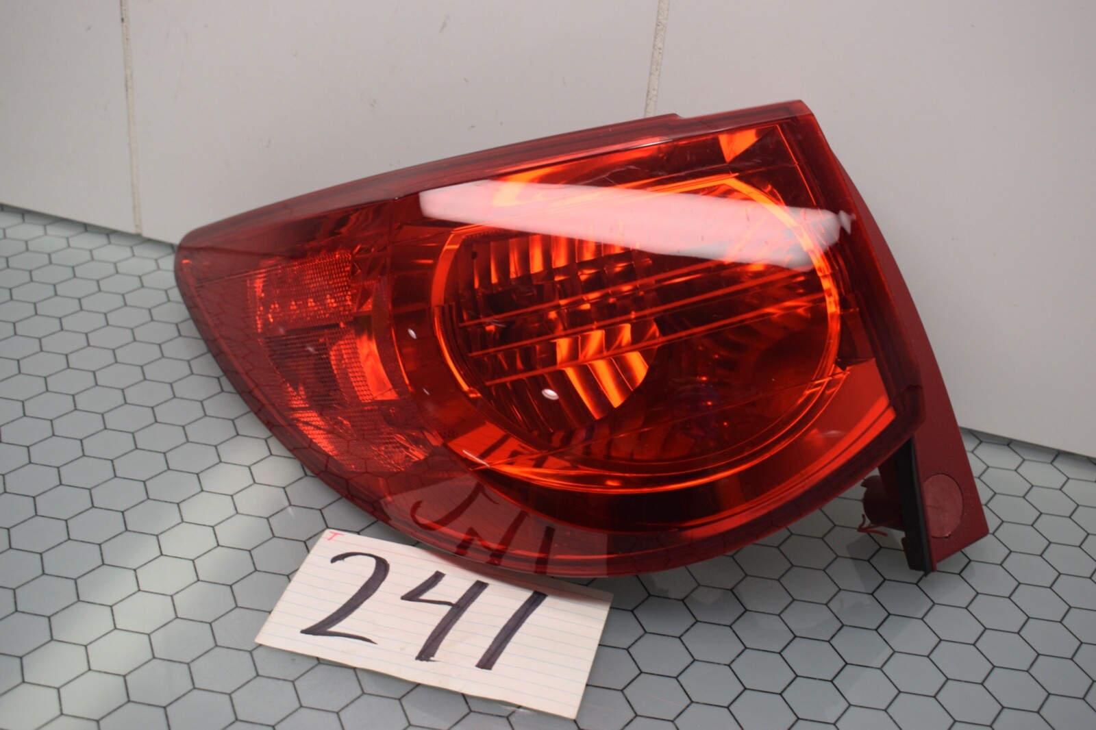 09 10 11 12 Chevrolet Traverse DRIVER Side Tail Light Used Rear Lamp #241-T