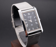BLACK DIAL Vintage Seiko Slim Quartz Gentlemen's Wrist Watch - FREE SHIPPING