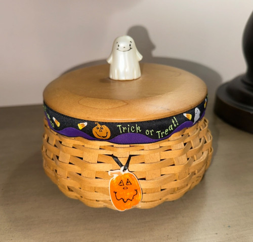 LONGABERGER 2004 Halloween basket 5 pc set EUC