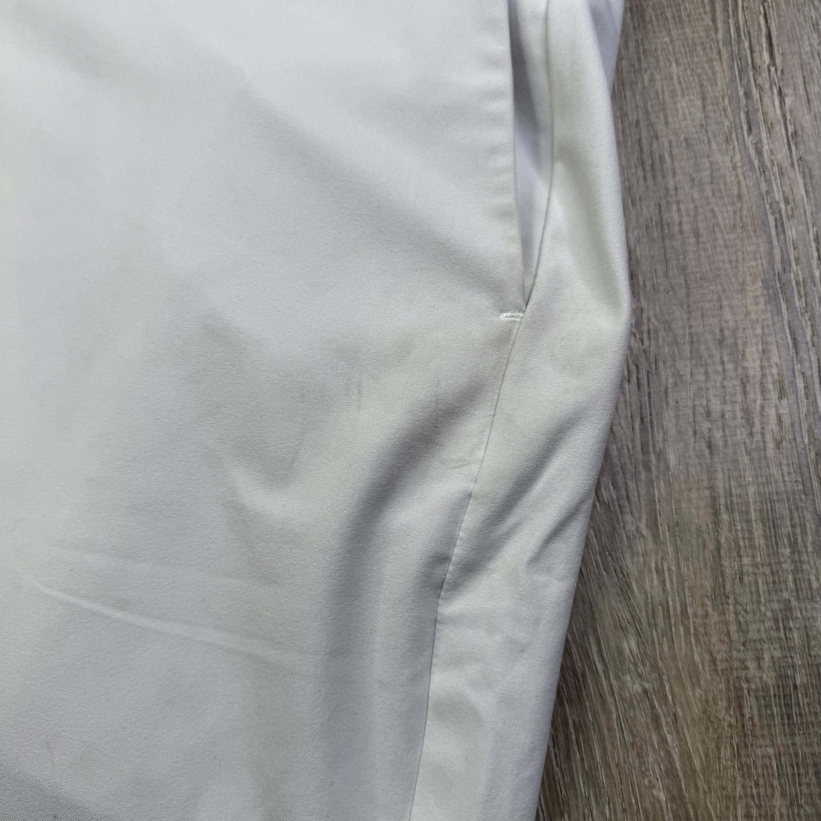 Peter Millar Mens 9" White Solid Flat Front Class… - image 4