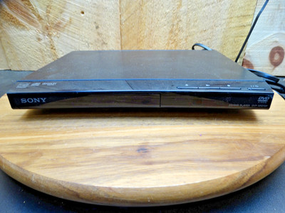 SONY DVP-SR210P Progressive Scan CD/DVD Player
