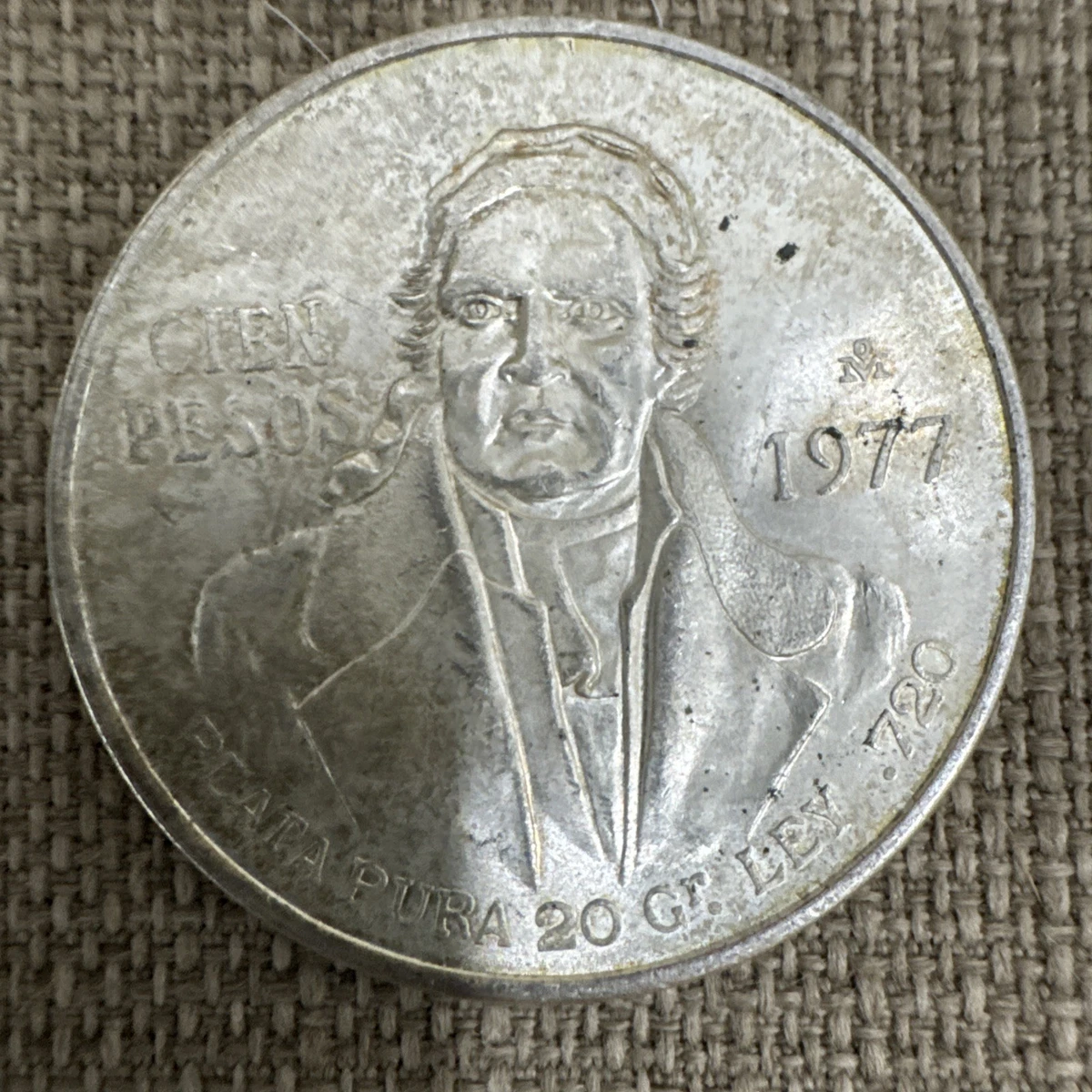 Silver 100 Pesos Denomination 1977 Mexican Coins (1905-Now) for
