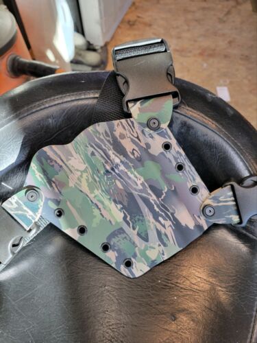 chest holsters / camo