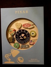 Zestaw przypinek Disney Pixar