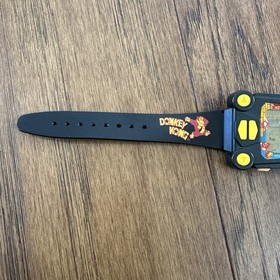 NINTENDO DONKEY KONG GAME WATCH 1994 NELSONIC - Working Wristwatch & New Battery