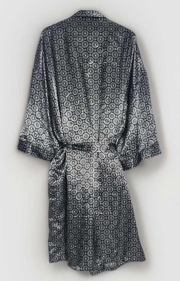 Bata de satén Playboy Bunny talla grande negra blanca estampada con cinturón unisex Foto 4 de 4