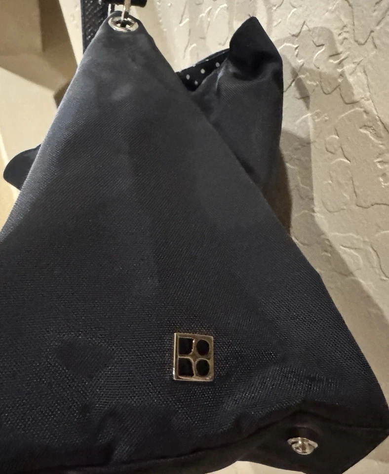 Bolso de Hombro Hobo de Nailon Maddie Negro Kate Spade Cuero Cierre Cinchado de Colección Foto 2 de 4