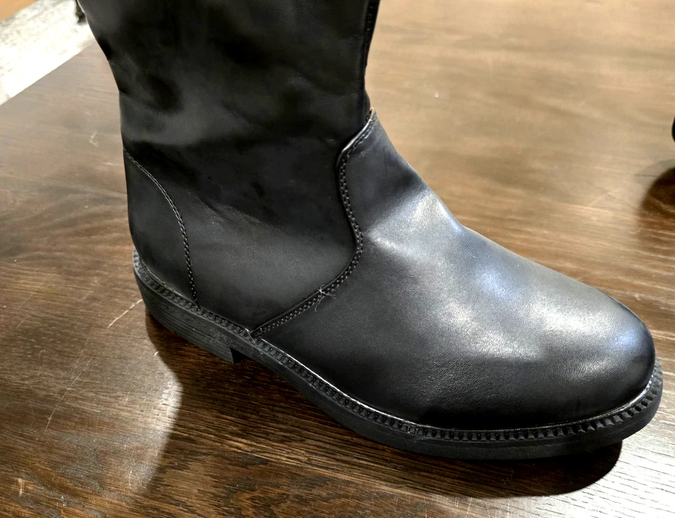 Botas de cuero de Navidad de Papá Noel - Nuevas en caja Foto 2 de 4