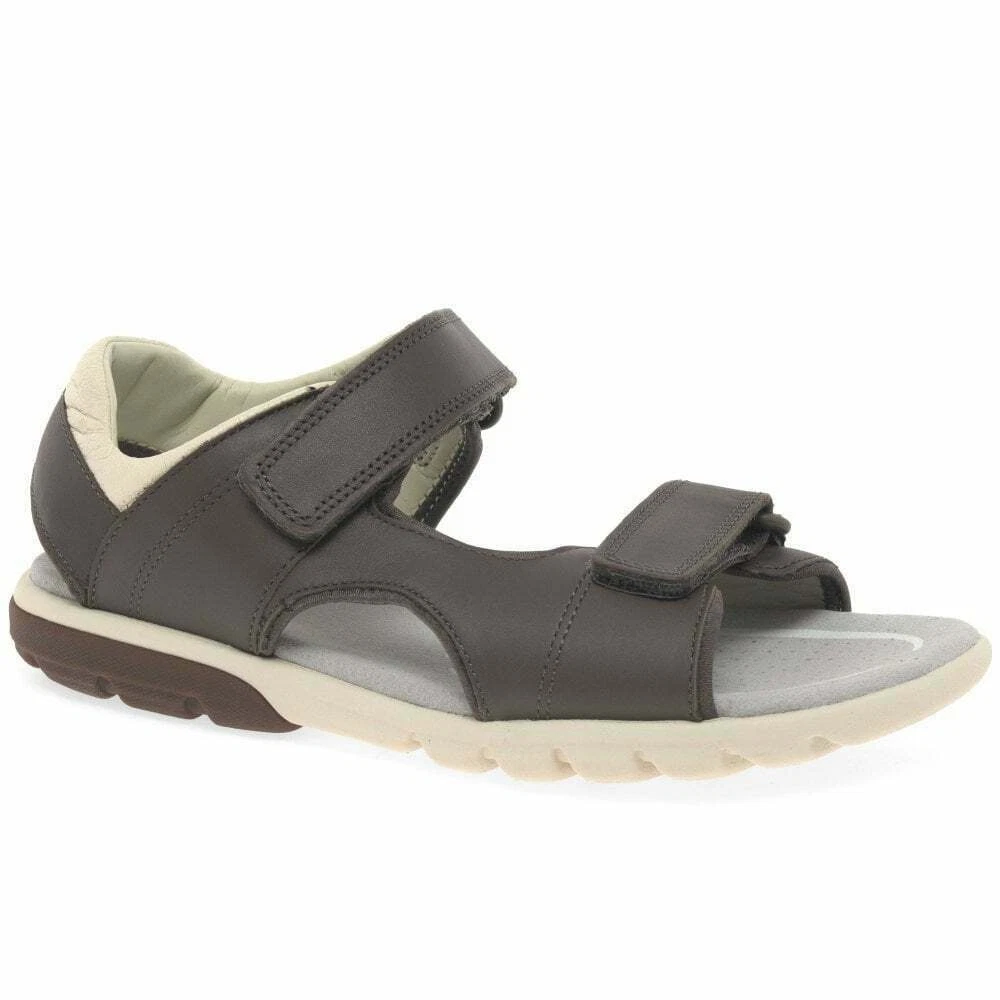 Clarks rocco sale wave sandals