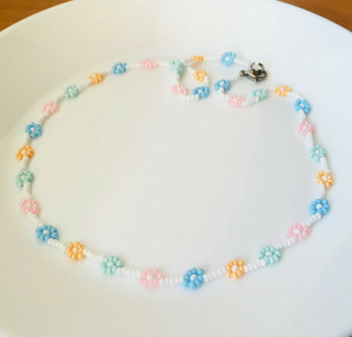 Choker Necklace - Beaded Daisy Flower Necklace – Kreative Kreations