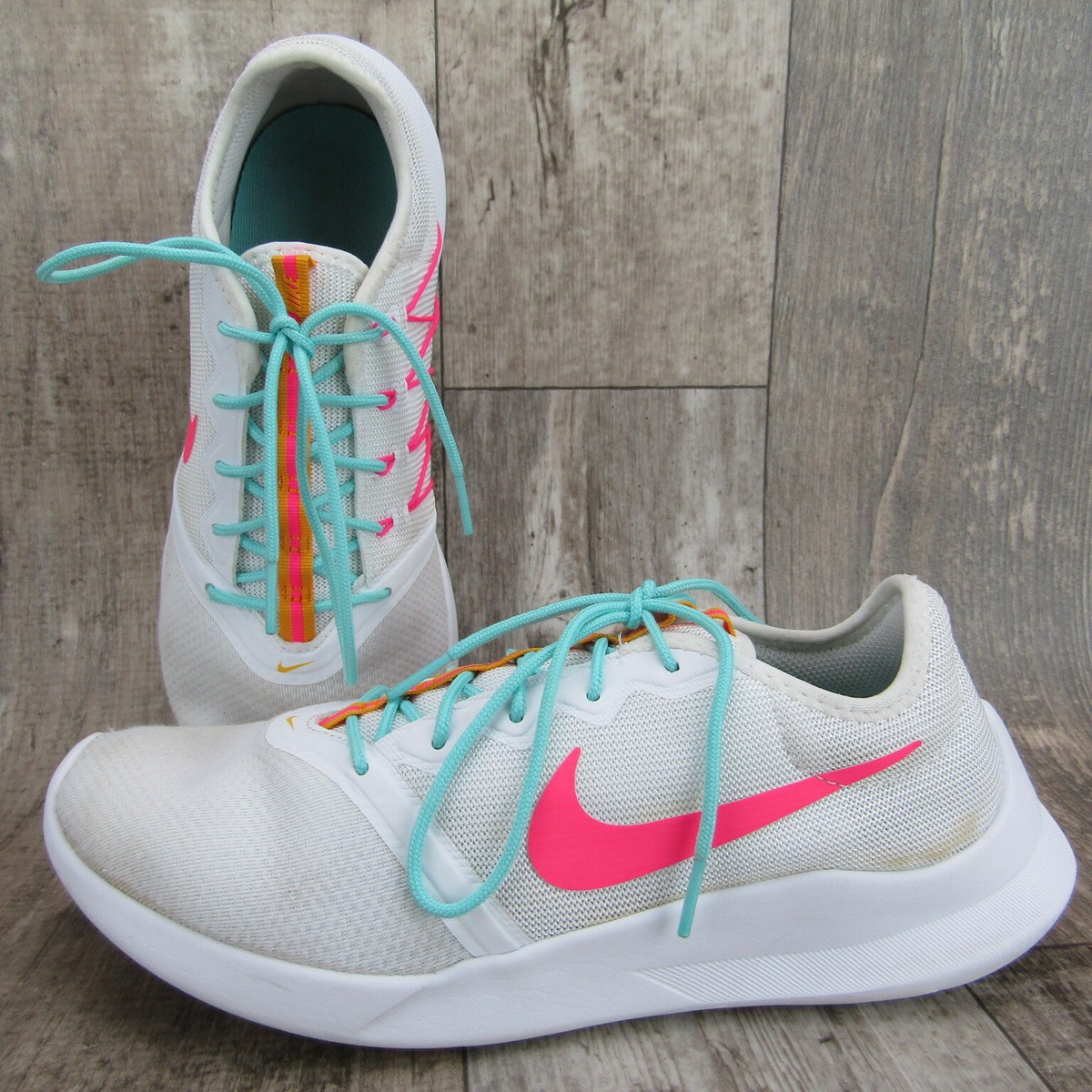 nike vtr running shoes