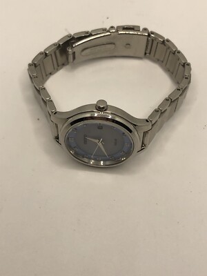 Seiko Unisex Silver Stainless Steel Analog Dial Quartz  display picture 1