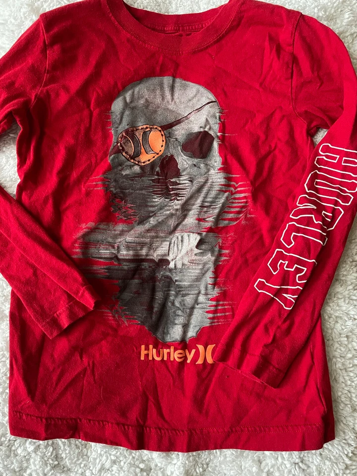 Hurley Boys talla Camiseta manga larga diseño calavera pirata roja S. Lindo, gran forma Foto 2 de 4