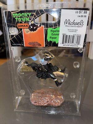 LEMAX SPOOKY TOWN HALLOWEEN VILLAGE FIGURE OUT OF CONTROL FLYING WITCH RETIRED