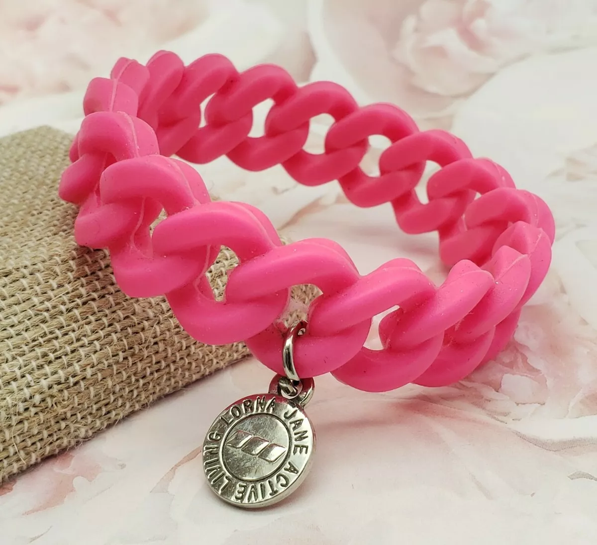 chain bracelet pink