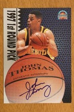 1997 Score Board Auto Basketball Signatures Silver John Thomas Rookie Auto RC