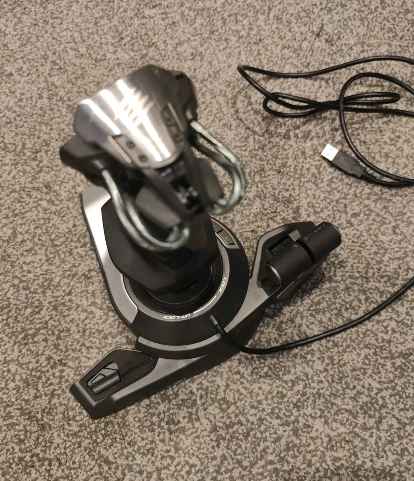 Madcatz Cyborg F.L.Y 5 Flight Stick Controller - USB Joystick (buttons missing) - Image 3 of 3