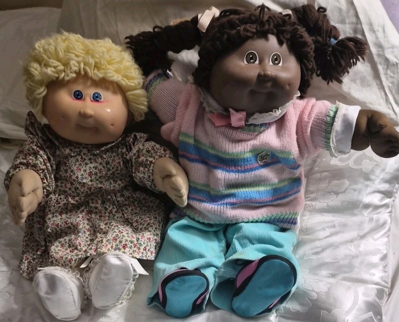 2 1982 Coleco Cabbage Patch Dolls Signed