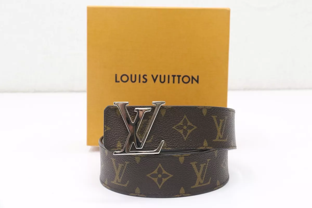 LOUIS VUITTON M9821 Reversible Belt LV Initials Size 34 US 40 LV