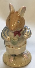 1982 Royal Doulton BRAMBLY HEDGE "MR. APPLE" Mouse Figurine Jill Barklem //EUC//