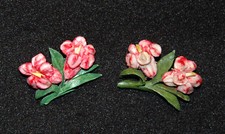 2 Broschen Horn farbig bemalt Blüten Blumen Trachtenschmuck Pendants Floral