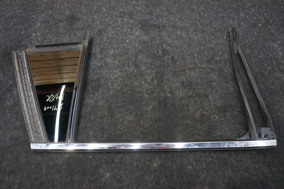 Канал заднего левого вентиляционного стекла LC5BS25825AH Lincoln Aviator U611 2020-23 - Изображение 4 из 4