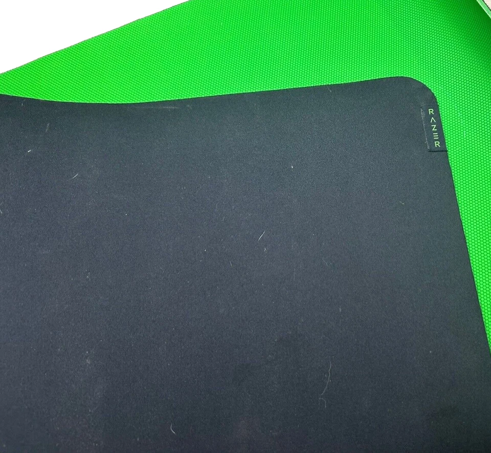 Alfombrilla de ratón extendida XL 37x16 verde negra antideslizante Foto 3 de 4