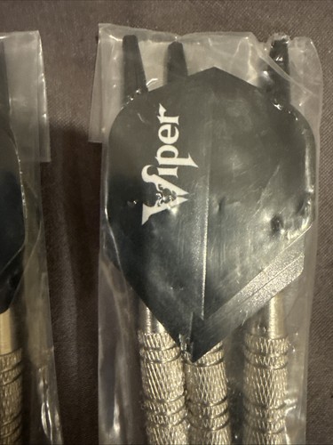 Viper Silver Thunder Six Darts Steel Tip Darts 18 Grams Red White 2 Sets - Picture 4 of 7