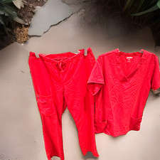 Jockey Red Polyester Knit Scrub Set V-Neck Top Drawstring Pants L Shirt M Pant