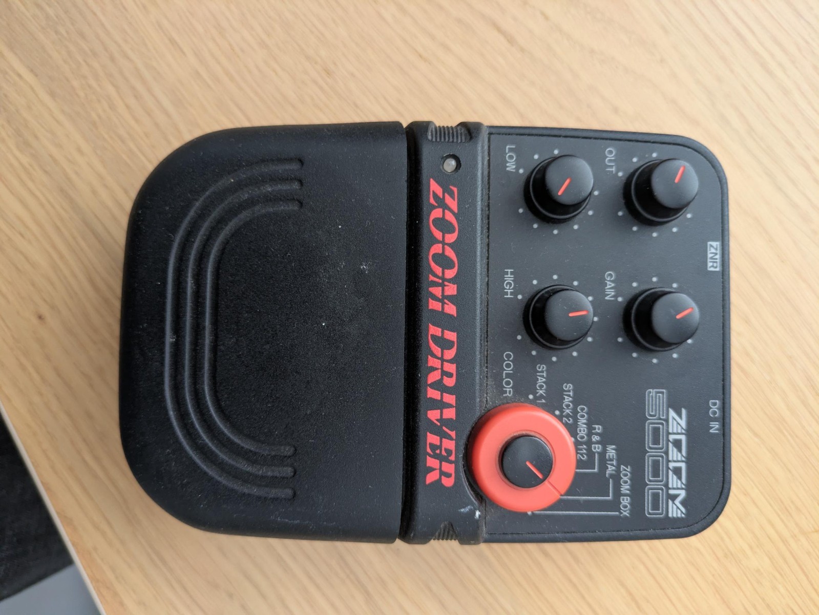 Zoom Driver 5000 Analog Distortion with Digital Amp Simulation effects pedal.