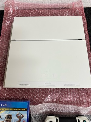 Sony PlayStation 4 CUH-1200A White With Controller Game And Cords