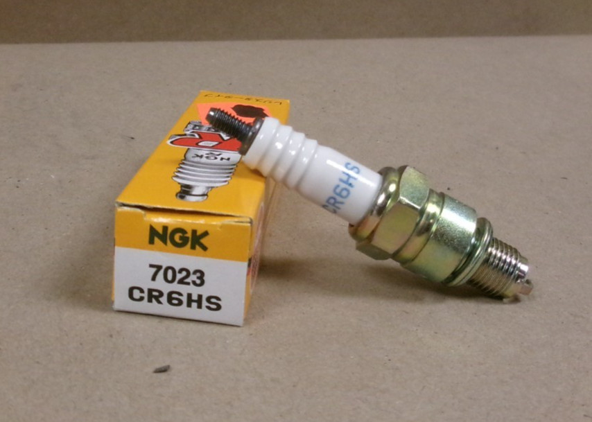 New NGK 7023 CR6HS Spark Plug