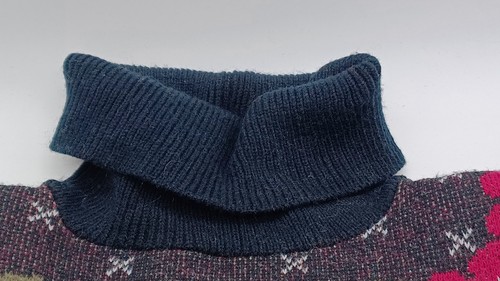 Vintage 80er Jahre Rollkragenpullover, Rose & Schwarz. Ohne Etikett. D2029 - Bild 3 von 15