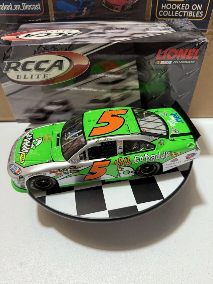 RARE* Mark Martin ELITE #5 GoDaddy.com Chevrolet 100th ANNY 2011 1/24 Diecast - Image 3 of 4