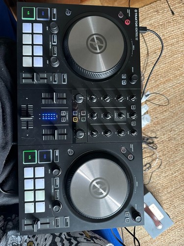 Traktor Kontrol S2 abierto nunca usado - Imagen 5 de 7