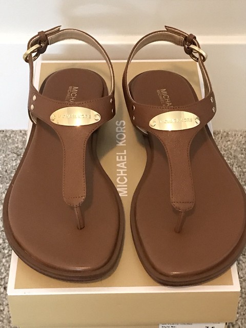 mk sandal