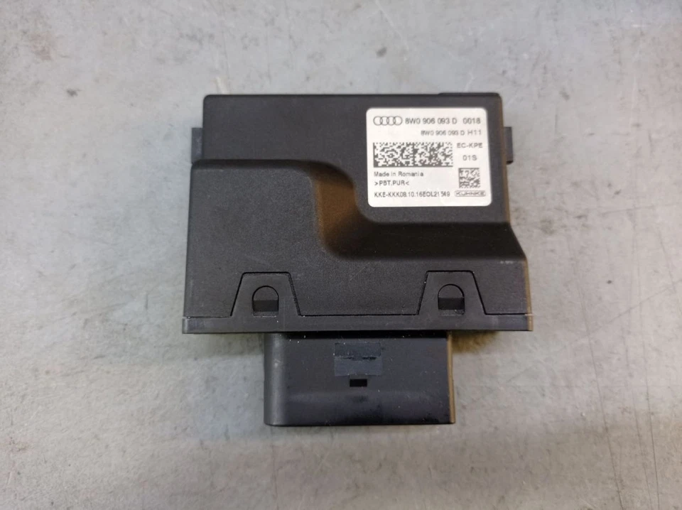 Centralina pompa carburante per AUDI A4 AVANT B9 8W 5 8WD 2.0 TFSI 8W0906093D - Immagine 2 di 4