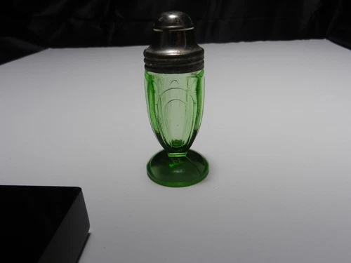 Hazel Atlas Glass Paperclip Shaker Depression Green 2 7/8" T OL ca 1930's