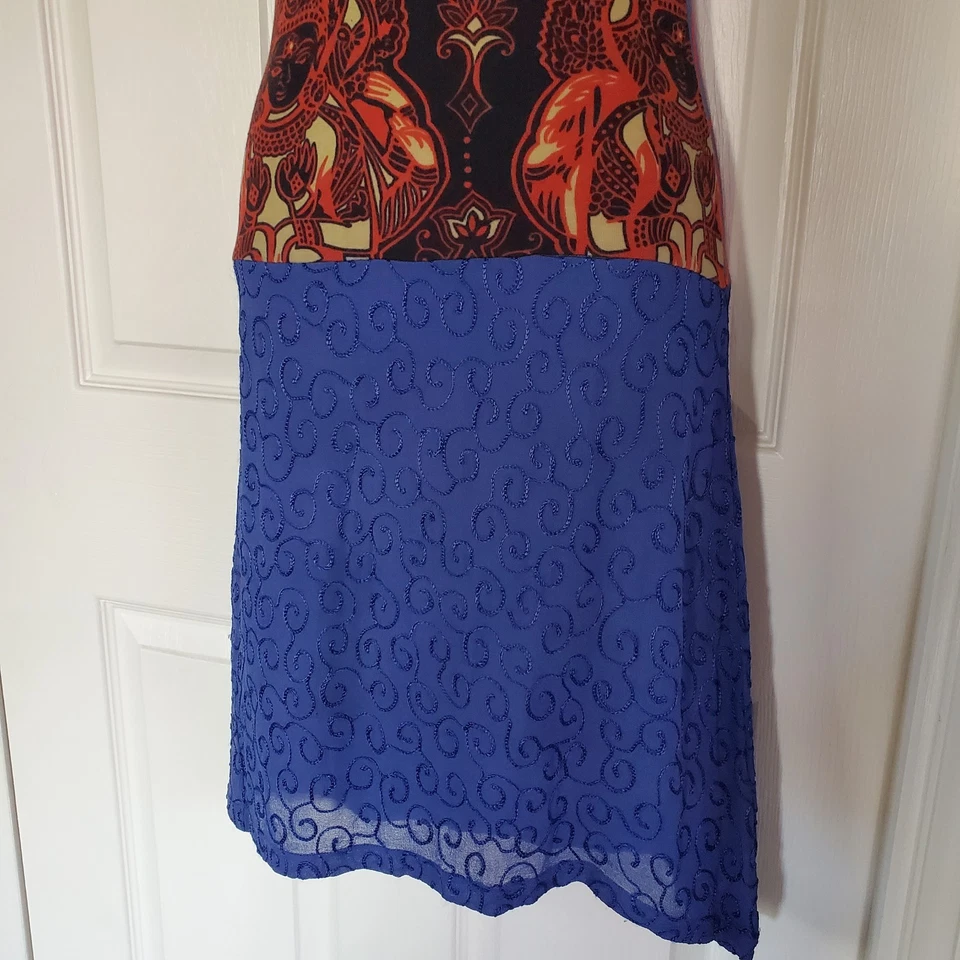 Vestido De Colección CUSTO BARCELONA Bordado Boho Cottagecore Ravencore Indie Pequeño  Foto 3 de 4