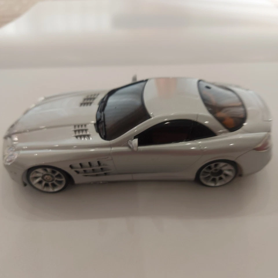 Kyosho Mini-Z Mercedes SLR McLaren Silber Mit Beleuchtung Als Set. - Bild 3 von 4