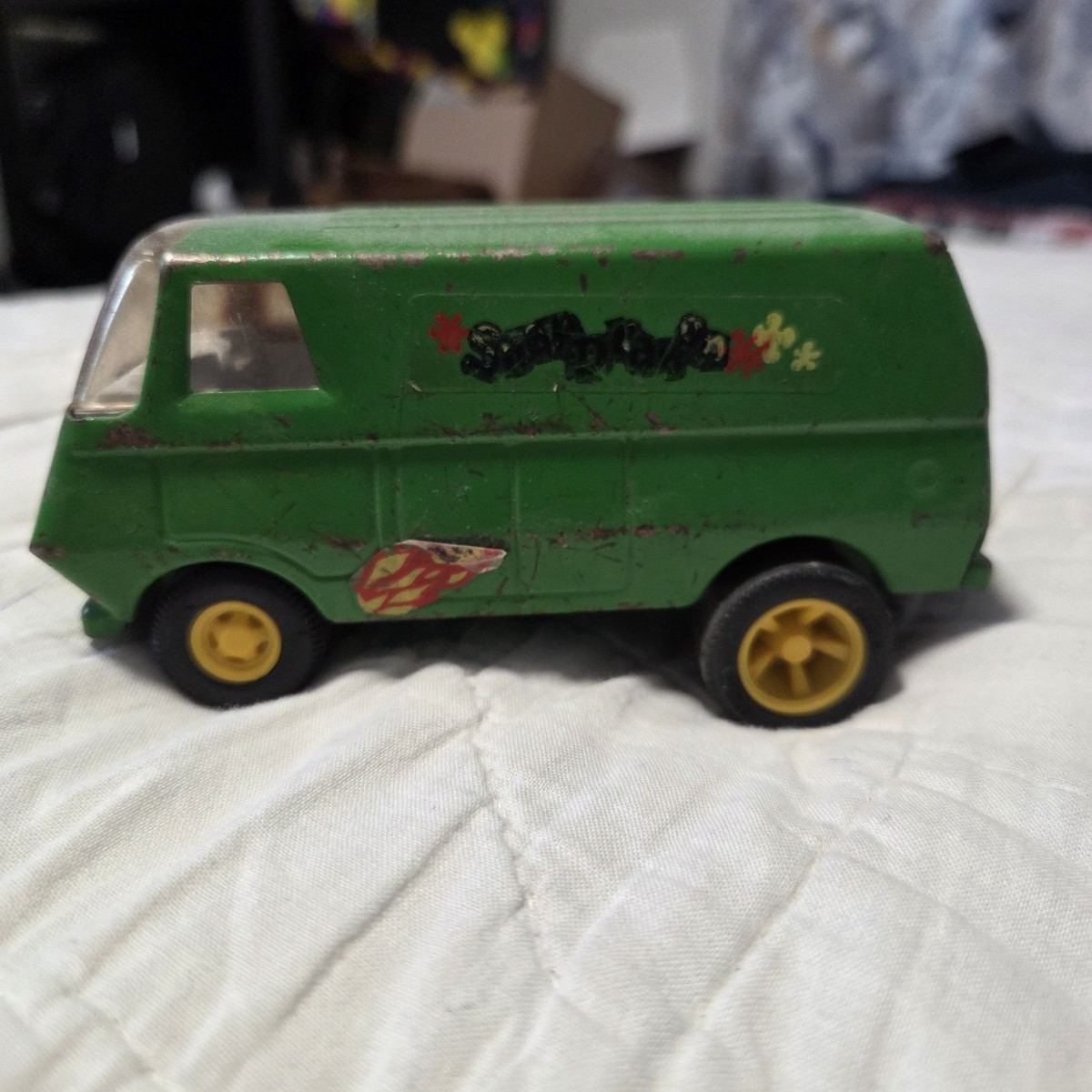 Vintage 1970's Tonka Snap Dragon Green Van #55450 Pressed Steel