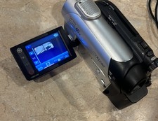 Sony Handycam DCR-DVD108 DVD Video Camera Camcorder Mini Dvd Tested Works