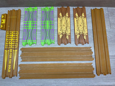 Auto World Track Misc Track Lot 8 pieces Squeeze, Green, Control, Gold Rush