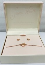 2020 Disney Snow White Jewelry Set for Girls Rose Gold Bolo Bracelet Earrings