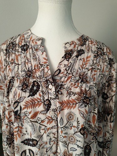 Witchery Floral Viscose Pin tuck Blouse With Bell Sleeves Sz 12 - Picture 9 of 13