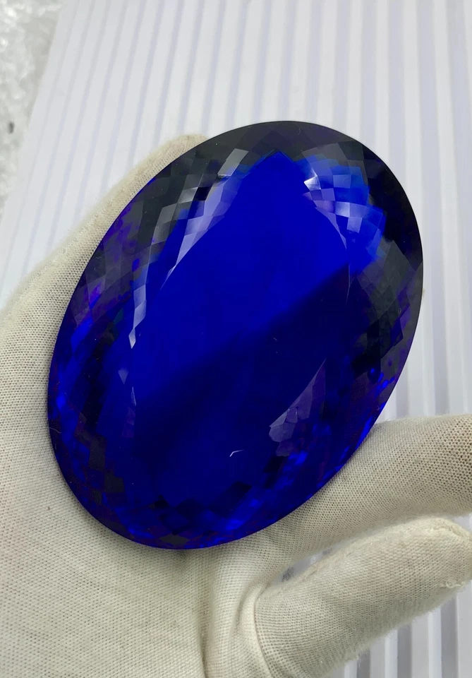 893 CRT High Quality Oval Tanzanite Quartz, Faceted Cut Big Size Quartz Gemstone - Image 3 of 4