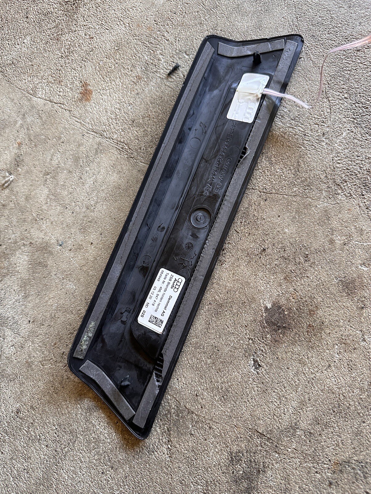 Lamborghini urus rear scuff panel door sill rear right 4ML947418