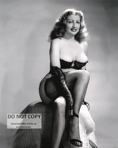 TEMPEST STORM ACTRESS AND BURLESQUE PERFORMER - 8X10 PUBLICITY PHOTO (AA-143)