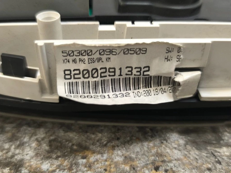 Velocímetro gasolina cabina Renault Laguna II 2007 8200291332 - Imagen 2 de 4